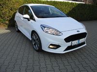 Gebraucht Ford Fiesta 101 PS (74 kW) 2020 Frostweiß Kleinwagen
