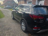 Gebraucht Hyundai Santa Fe Premium 200 PS (147 kW) 2016 Schwarz SUV