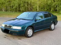 Używany Skoda Octavia 75 KM (55 kW) 1997 Zielony Sedan/Limuzyna