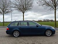 Gebraucht BMW 550 367 PS (269 kW) 2009 Blau Kombi