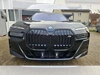 Gebraucht BMW 760 M Performance 571 PS (419 kW) 2023 Schwarz (black sapphire metallic) Limousine