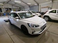 Gebraucht Ford Focus Cool & Connect 120 PS (88 kW) 2020 Weiß Limousine
