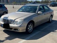Second-hand Mercedes E320 204 CP (150 kW) 2004 Berlinǎ