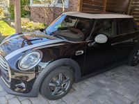 Second-hand Mini Cooper D 116 CP (85 kW) 2015 Negru Hatchback