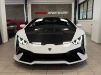 Usata Lamborghini Huracán 640 CV (470 kW) 2023 Bianco Coupé