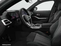 Gebraucht BMW 320 Sport Line 184 PS (135 kW) 2026 Grau Kombi