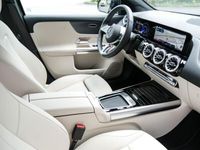 Gebraucht Mercedes EQA300 Progressive 167 kW (228 PS) 2024 Schwarz metalliclack kosmosschwarz SUV