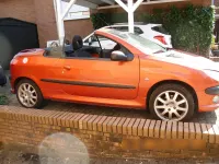 Gebraucht Peugeot 206 CC 136 PS (100 kW) 2002 Orange Cabrio