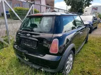 Gebraucht Mini Cooper 90 PS (66 kW) 2004 Schwarz Kleinwagen