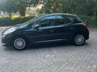 Gebraucht Peugeot 207 88 PS (64 kW) 2006 Schwarz Kleinwagen