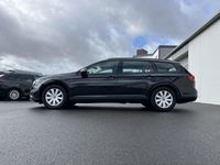 Gebraucht VW Passat Conceptline 150 PS (110 kW) 2022 Schwarz Kombi