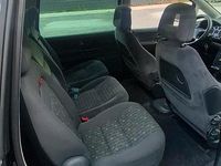 Gebraucht VW Sharan 116 PS (85 kW) 2005 Schwarz Van / Kleinbus