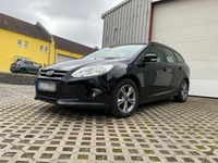 Gebraucht Ford Focus 125 PS (91 kW) 2014 Schwarz Kombi