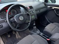 Gebraucht VW Touran 105 PS (77 kW) 2004 Grau Van / Kleinbus