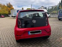 Gebraucht VW up! 65 PS (47 kW) 2024 Rot Kleinwagen