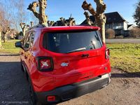 Gebraucht Jeep Renegade 110 PS (80 kW) 2017 Rot SUV