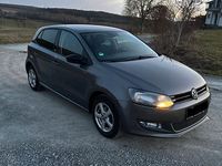 Gebraucht VW Polo Comfortline 69 PS (50 kW) 2011 Grau Kleinwagen