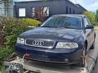 Second-hand Audi A4 125 CP (91 kW) 1999 Albastru Berlinǎ