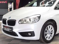 Gebraucht BMW 220 192 PS (141 kW) 2015 Weiß Van / Kleinbus