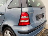 Gebraucht Mercedes A170 95 PS (69 kW) 2003 Graugrün Limousine