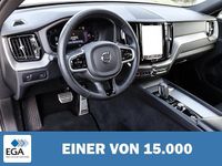 Gebraucht Volvo XC60 R-Design 197 PS (144 kW) 2022 Metallic SUV