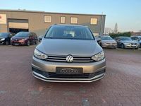 Gebraucht VW Touran Comfortline 150 PS (110 kW) 2016 Beige Van / Kleinbus