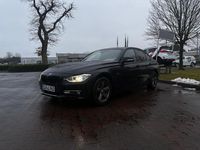 Gebraucht BMW 320 184 PS (135 kW) 2013 Schwarz Limousine