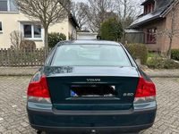 Gebraucht Volvo S60 140 PS (102 kW) 2001 Grün Limousine