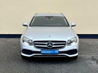Gebraucht Mercedes E220 194 PS (142 kW) 2018 Silber Kombi