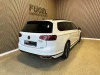 Gebraucht VW Passat R-line 272 PS (200 kW) 2020 Pure white Kombi
