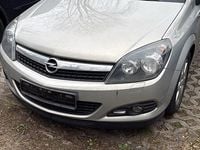 Gebraucht Opel Astra Cabriolet 150 PS (110 kW) 2006 Silber Cabrio