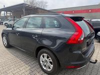 Gebraucht Volvo XC60 Momentum 190 PS (139 kW) 2016 Grau SUV