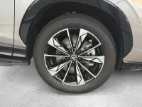 Neu MG HS Luxury 272 PS (200 kW) 2026 Silber SUV