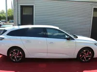 Gebraucht Peugeot 308 SW Allure 131 PS (96 kW) 2024 Weiß Kombi