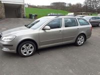 Gebraucht Skoda Octavia Elegance 105 PS (77 kW) 2013 Braun Kombi