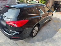 Gebraucht Ford Focus Titanium 125 PS (91 kW) 2021 Schwarz Kombi