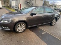Gebraucht VW Passat Comfortline 140 PS (102 kW) 2014 Braun Limousine