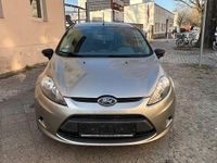 Gebraucht Ford Fiesta Viva 82 PS (60 kW) 2010 Gold Kleinwagen