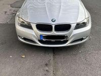 Gebraucht BMW 318 143 PS (105 kW) 2008 Silber Limousine