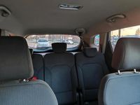 Gebraucht Kia Carens 136 PS (100 kW) 2015 Silber Van / Kleinbus