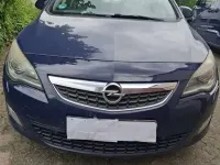 Gebraucht Opel Astra Design Edition 125 PS (91 kW) 2011 Blau Kombi