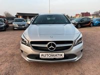 Gebraucht Mercedes CLA200 Shooting Brake 156 PS (114 kW) 2017 Silber Kombi