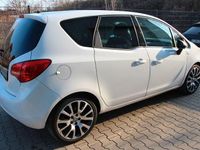 Gebraucht Opel Meriva Color Edition 140 PS (102 kW) 2012 Weiß Van / Kleinbus