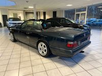 Gebraucht Mercedes E200 Edition 136 PS (100 kW) 1996 Blau Cabrio