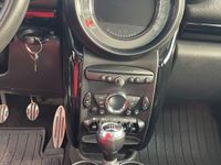 Second-hand Mini Cooper SD 143 CP (105 kW) 2016 Negru Hatchback