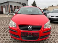 Gebraucht VW Polo Trendline 75 PS (55 kW) 2005 Rot Kleinwagen