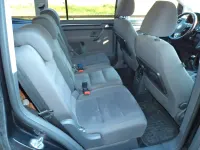 Gebraucht VW Touran 140 PS (102 kW) 2011 Schwarz Van / Kleinbus