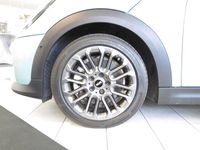 Gebraucht Mini Cooper Classic 156 PS (114 kW) 2024 Grün Kleinwagen
