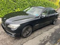 Gebraucht BMW 740 313 PS (230 kW) 2014 Schwarz Limousine