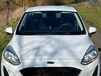 Gebraucht Ford Fiesta Trend 71 PS (52 kW) 2018 Weiß Kleinwagen